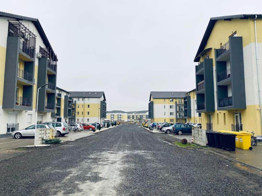 Apartament 2 Camere Modern Si Confortabil Giroc Exterior foto