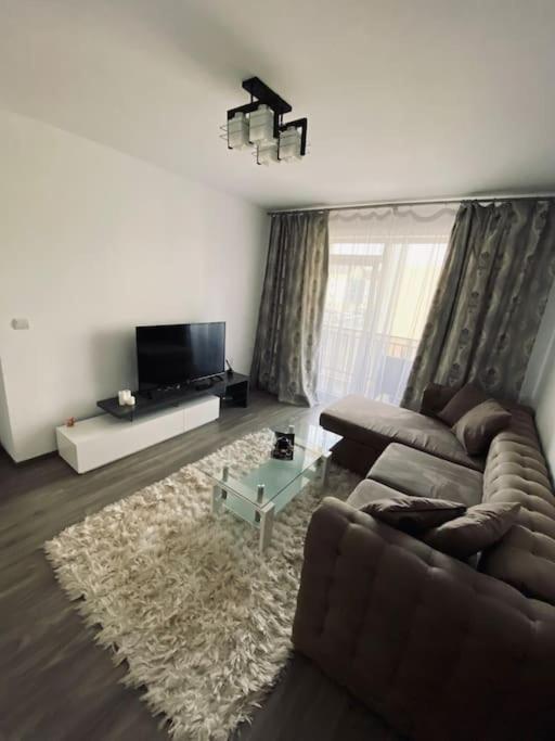 Apartament 2 Camere Modern Si Confortabil Giroc Exterior foto